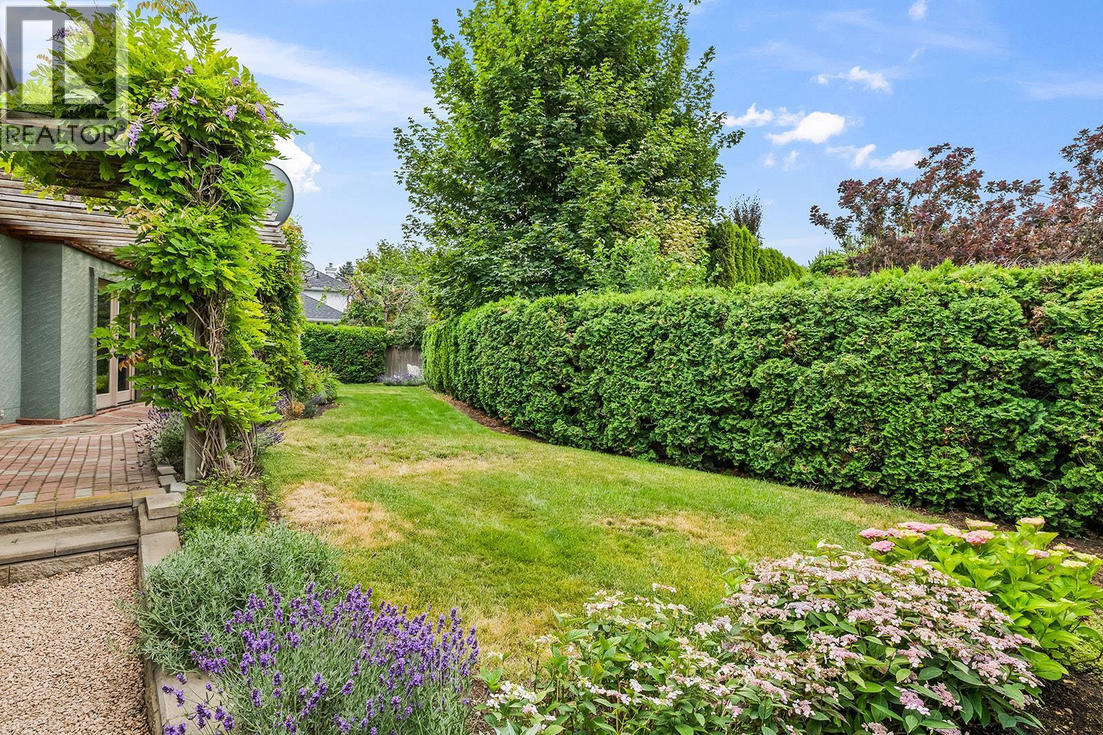 463 Carona Crescent. Kelowna, British Columbia