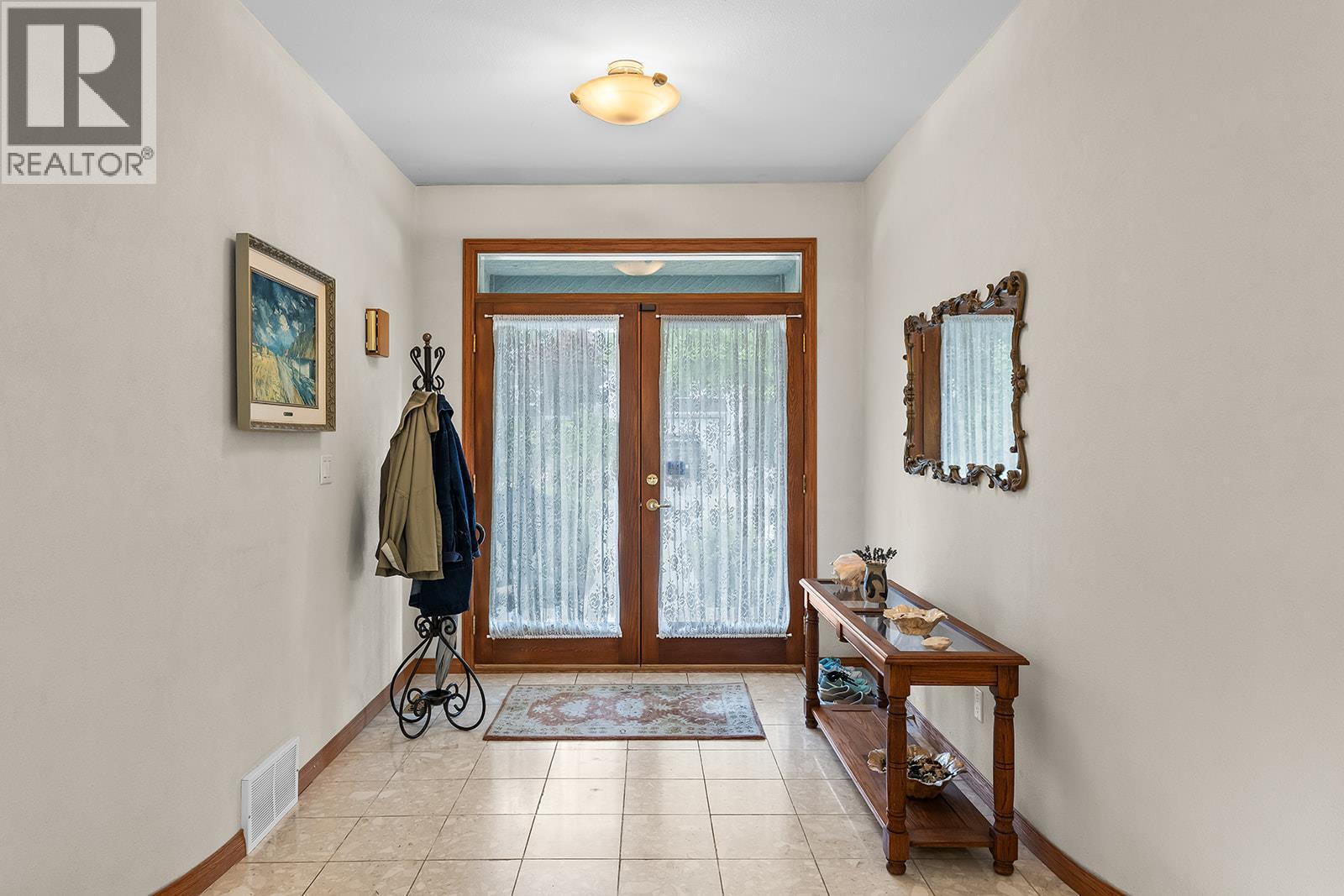 463 Carona Crescent. Kelowna, British Columbia