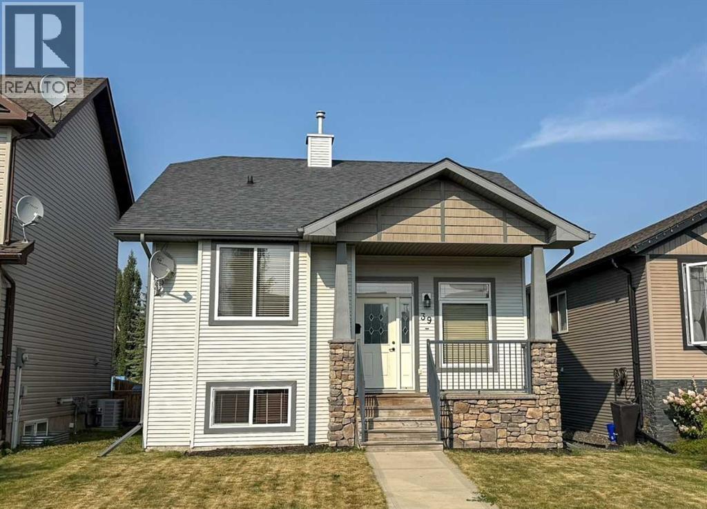 39 Reynolds Road, Sylvan Lake