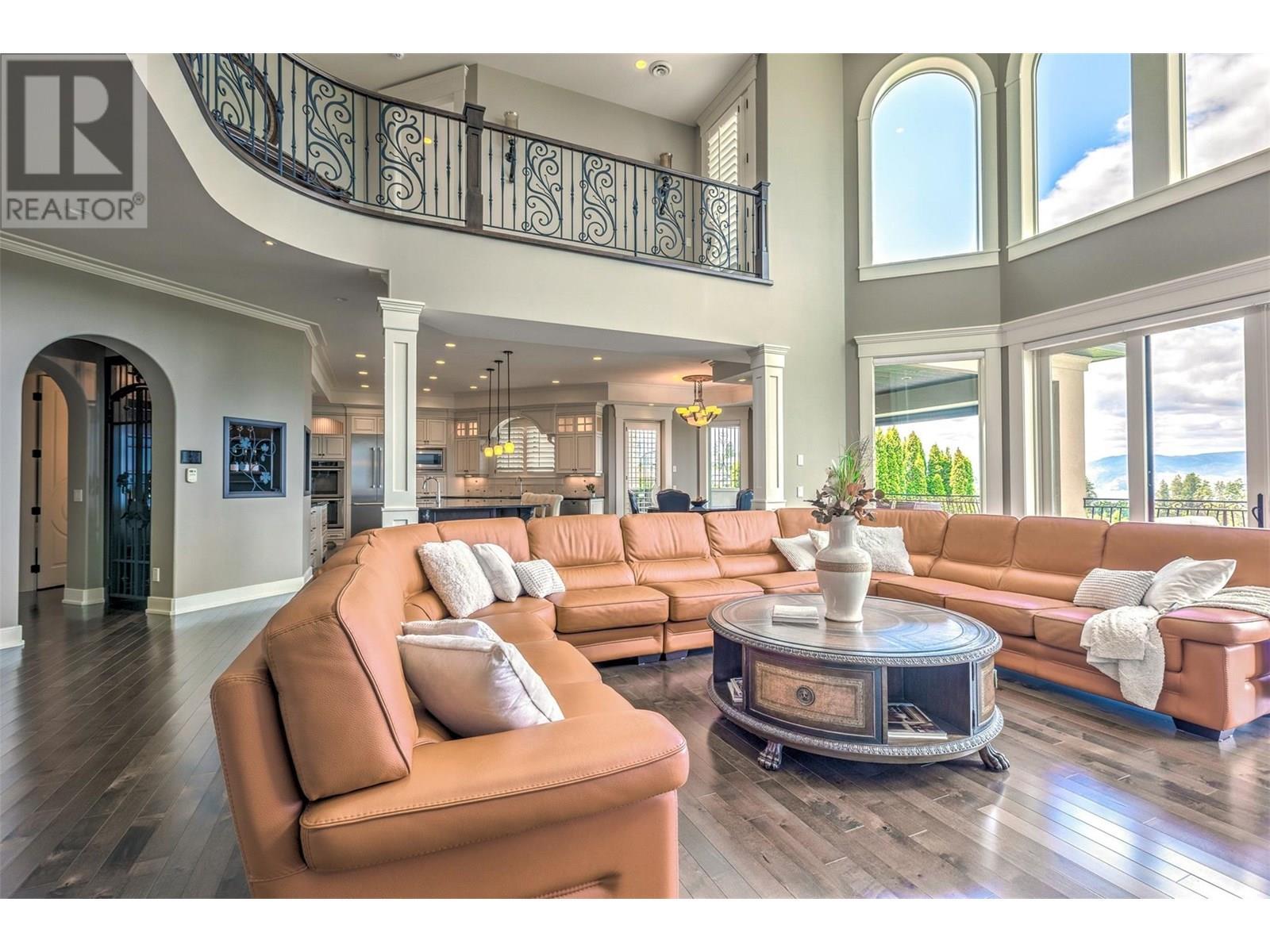 4860 Tuscany Lane. Kelowna, British Columbia