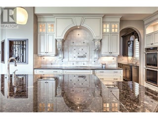 4860 Tuscany Lane. Kelowna, British Columbia