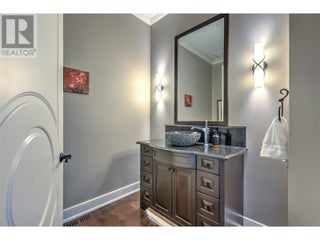 4860 Tuscany Lane. Kelowna, British Columbia