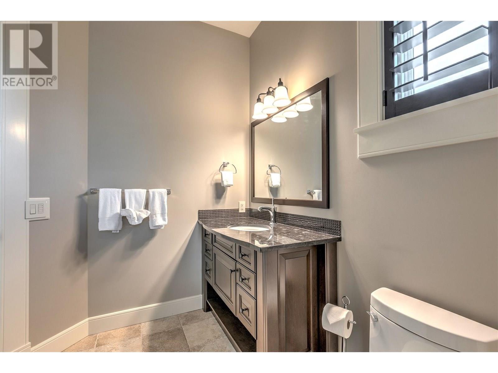 4860 Tuscany Lane. Kelowna, British Columbia