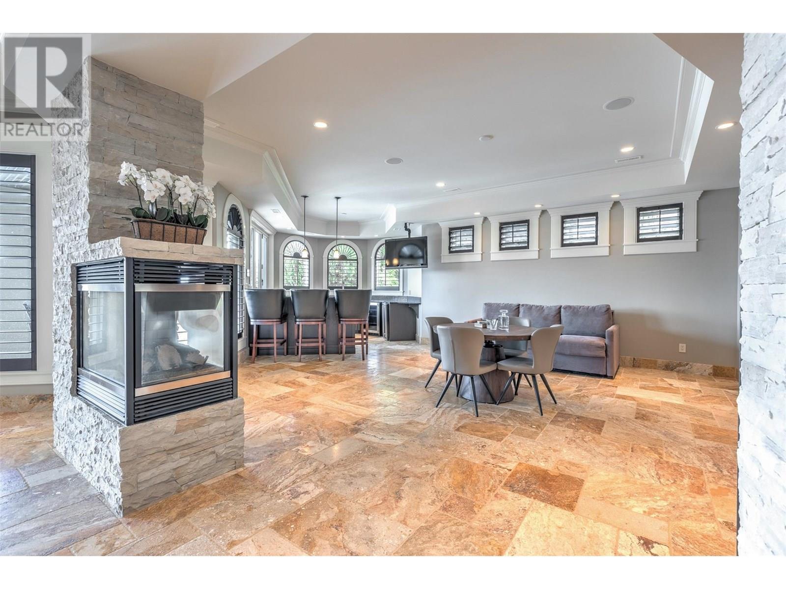 4860 Tuscany Lane. Kelowna, British Columbia