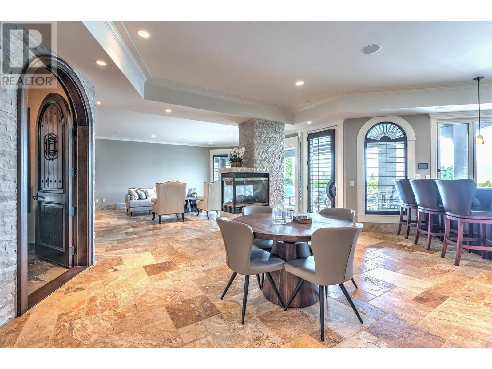 4860 Tuscany Lane. Kelowna, British Columbia