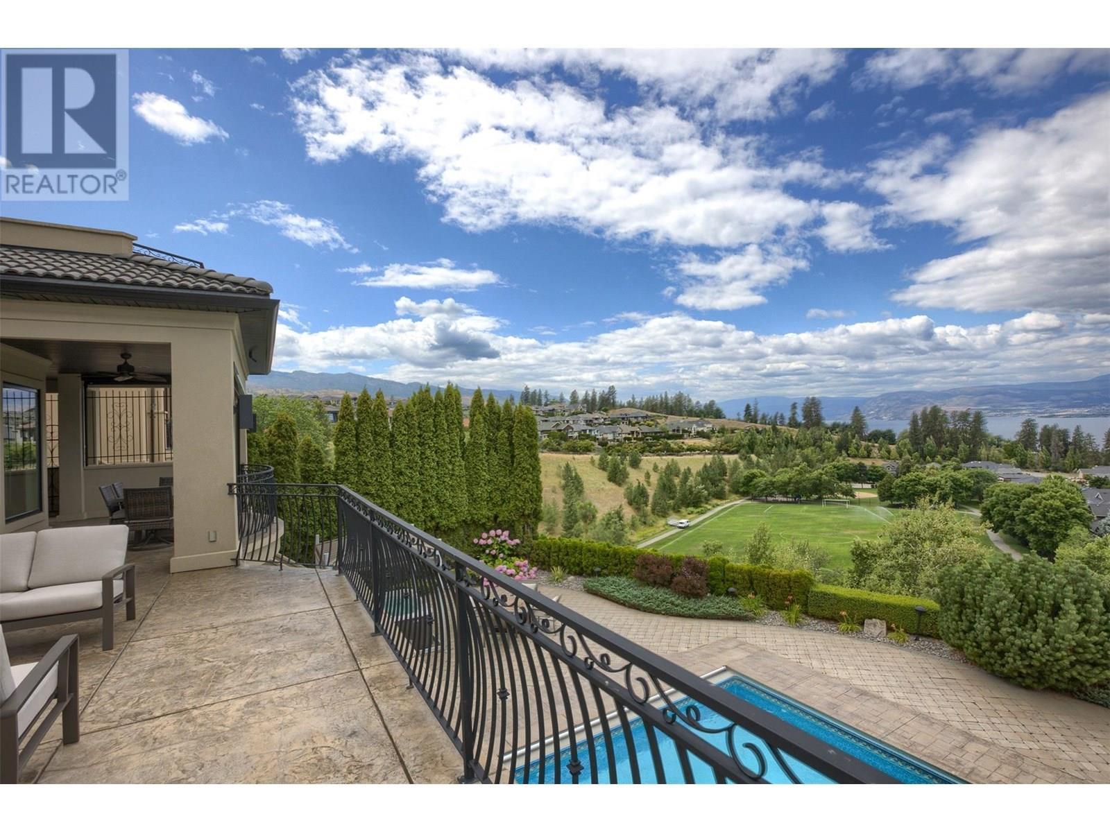 4860 Tuscany Lane. Kelowna, British Columbia