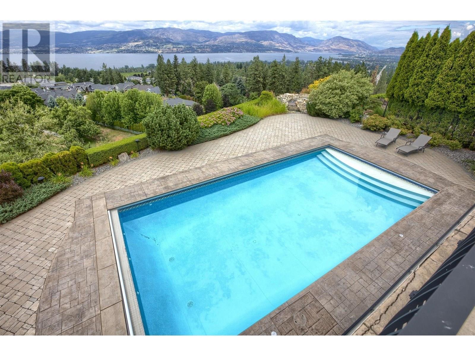4860 Tuscany Lane. Kelowna, British Columbia