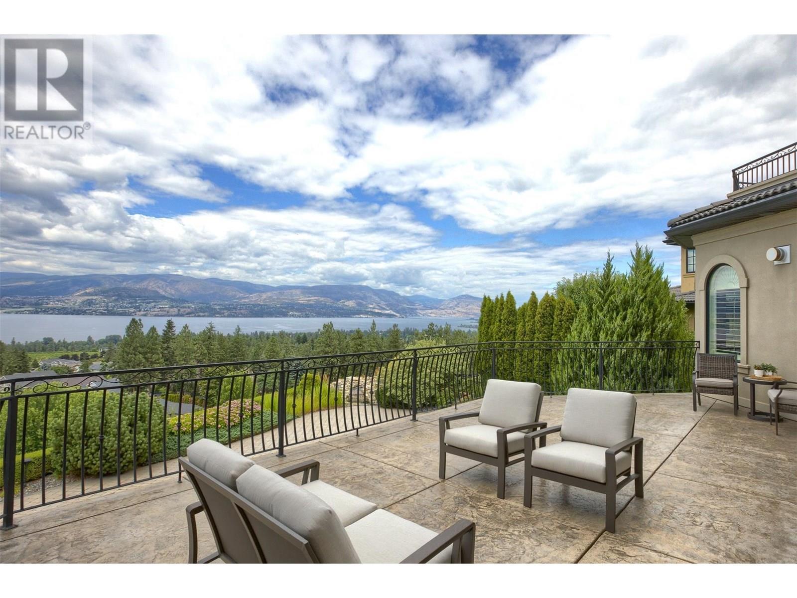 4860 Tuscany Lane. Kelowna, British Columbia