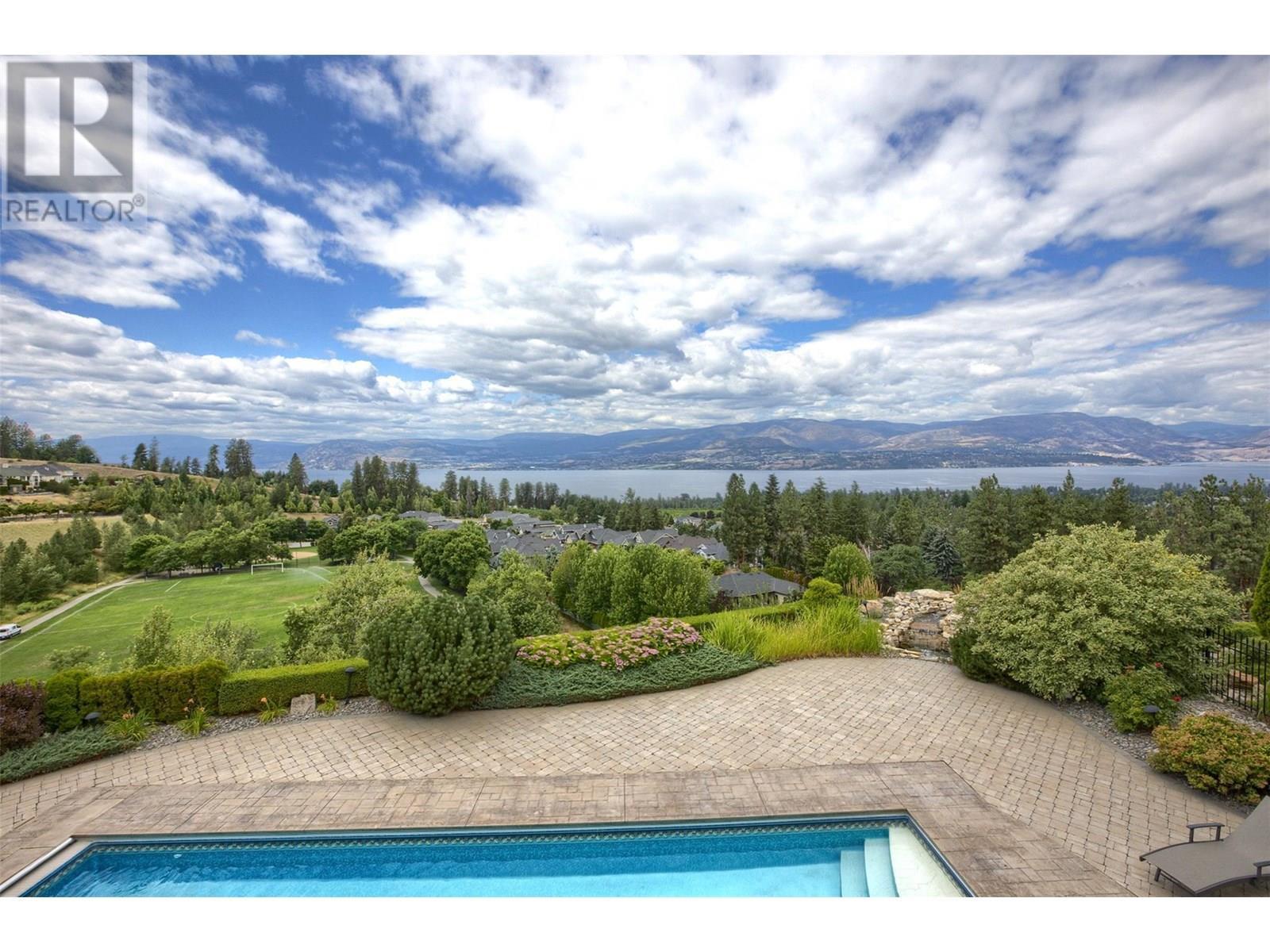 4860 Tuscany Lane. Kelowna, British Columbia