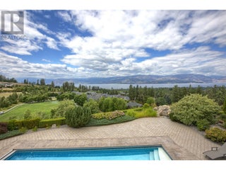 4860 Tuscany Lane. Kelowna, British Columbia