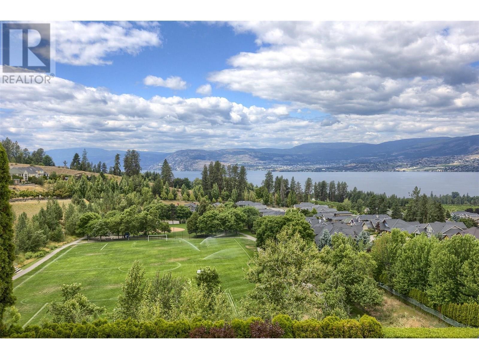 4860 Tuscany Lane. Kelowna, British Columbia