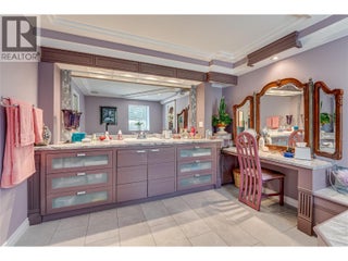 39 Ladyslipper Road. Lumby, British Columbia