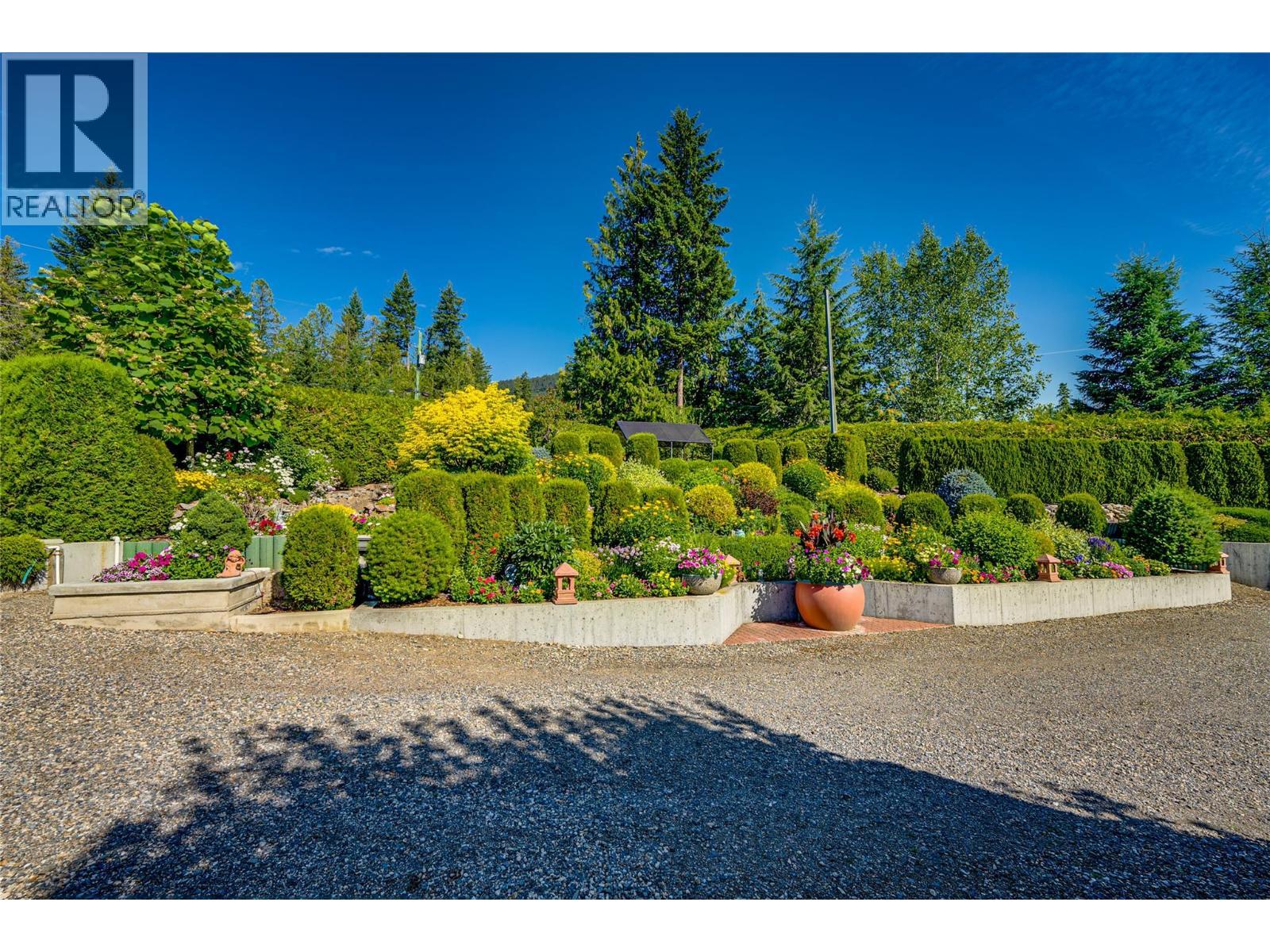 39 Ladyslipper Road. Lumby, British Columbia