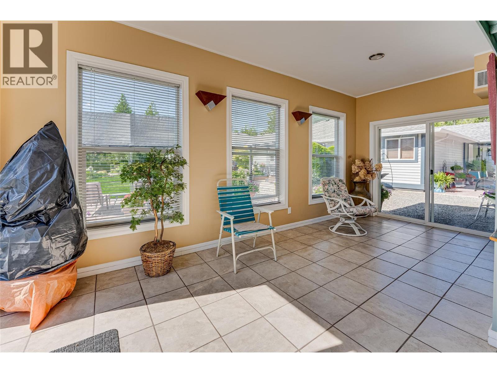 39 Ladyslipper Road. Lumby, British Columbia