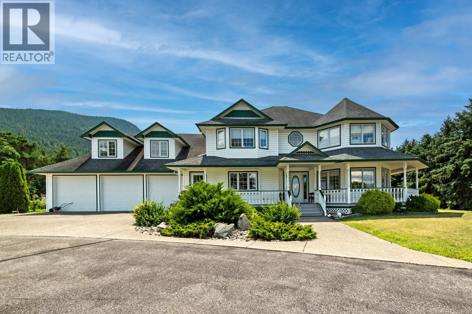 135 Pleasant Valley Cross Road. Armstrong, British Columbia