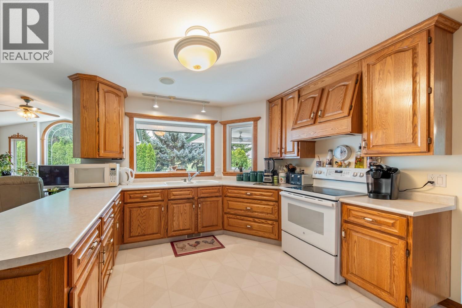 135 Pleasant Valley Cross Road. Armstrong, British Columbia