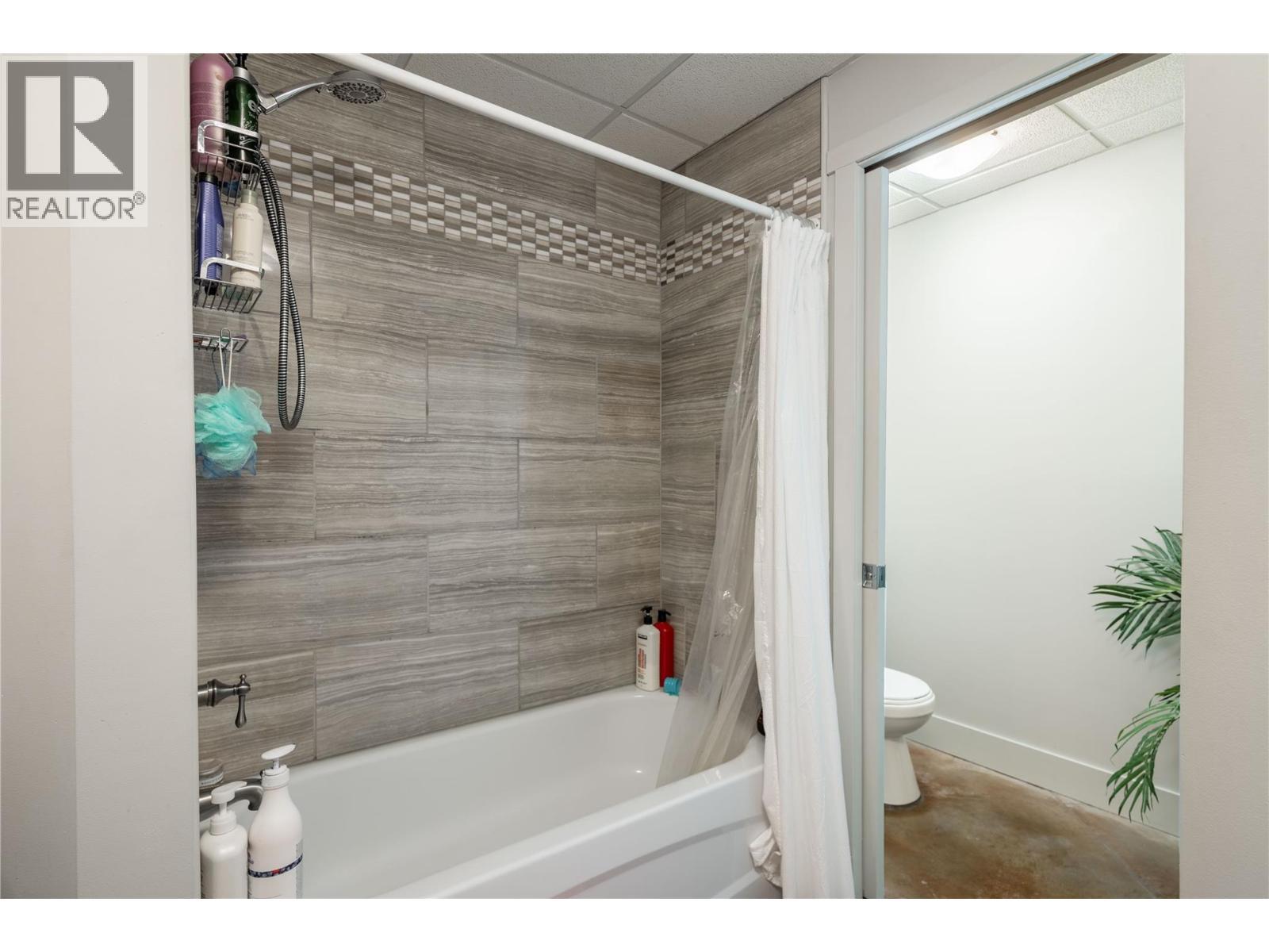 3025 Ensign Lane. West Kelowna, British Columbia