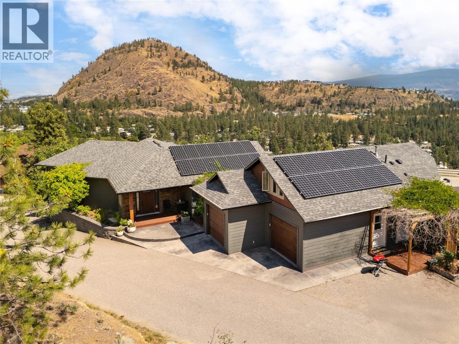 3025 Ensign Lane. West Kelowna, British Columbia