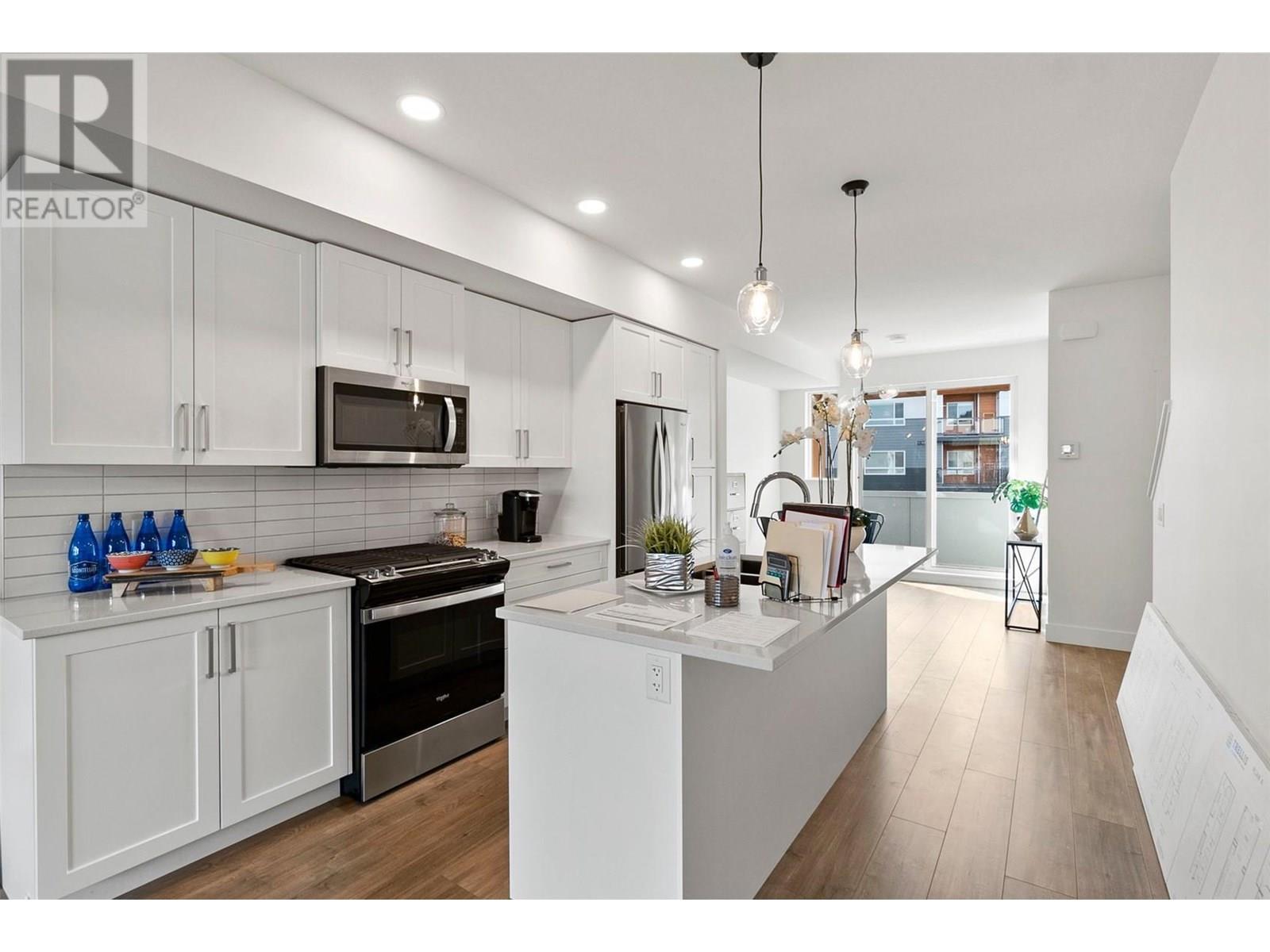 720 Valley Road Unit# 47. Kelowna, British Columbia