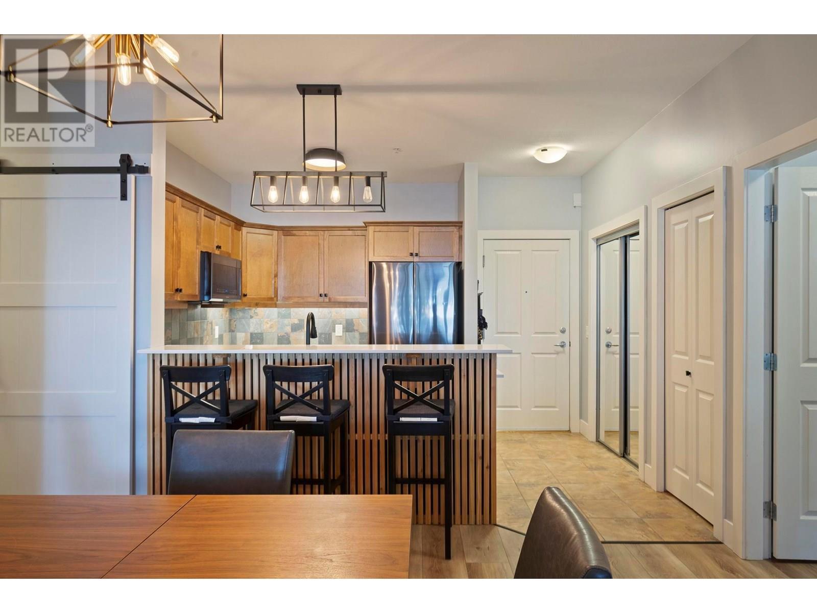 2532 Shoreline Drive Unit# 102. Lake Country, British Columbia