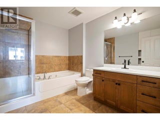 2532 Shoreline Drive Unit# 102. Lake Country, British Columbia