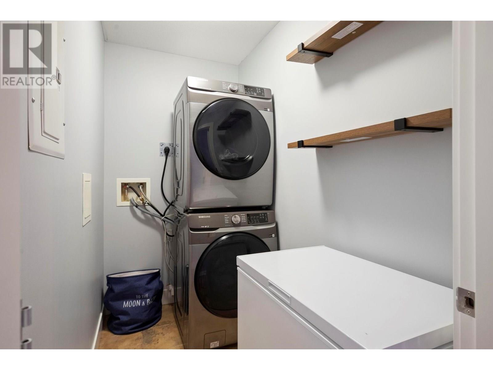 2532 Shoreline Drive Unit# 102. Lake Country, British Columbia