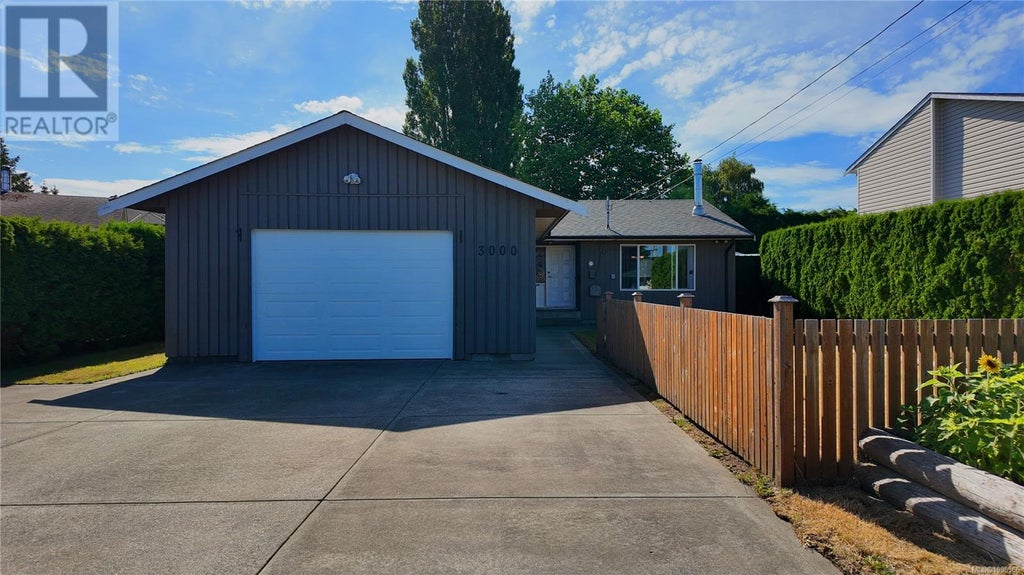 3000 Country Close, Campbell River