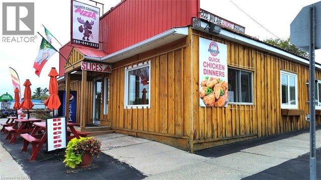 101 Front Street, Spanish