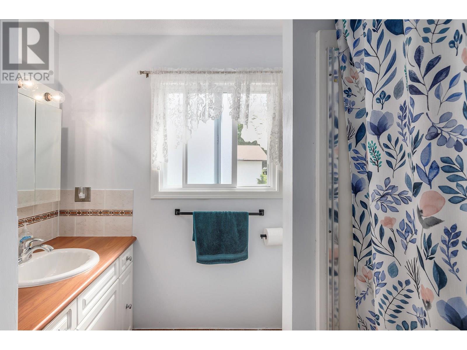 1285 Irene Road. Kelowna, British Columbia