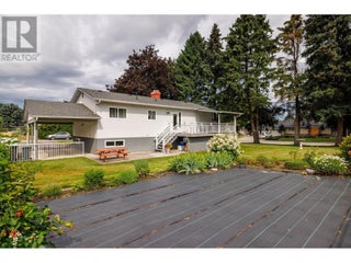 1285 Irene Road. Kelowna, British Columbia