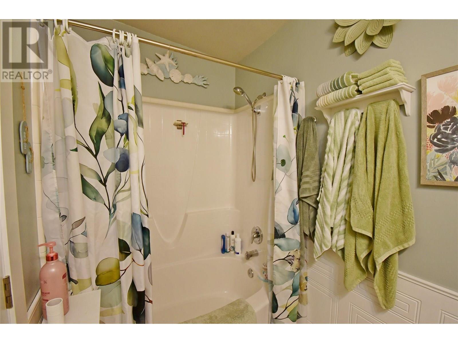 2930 Brown Road Unit# 26. Salmon Arm, British Columbia