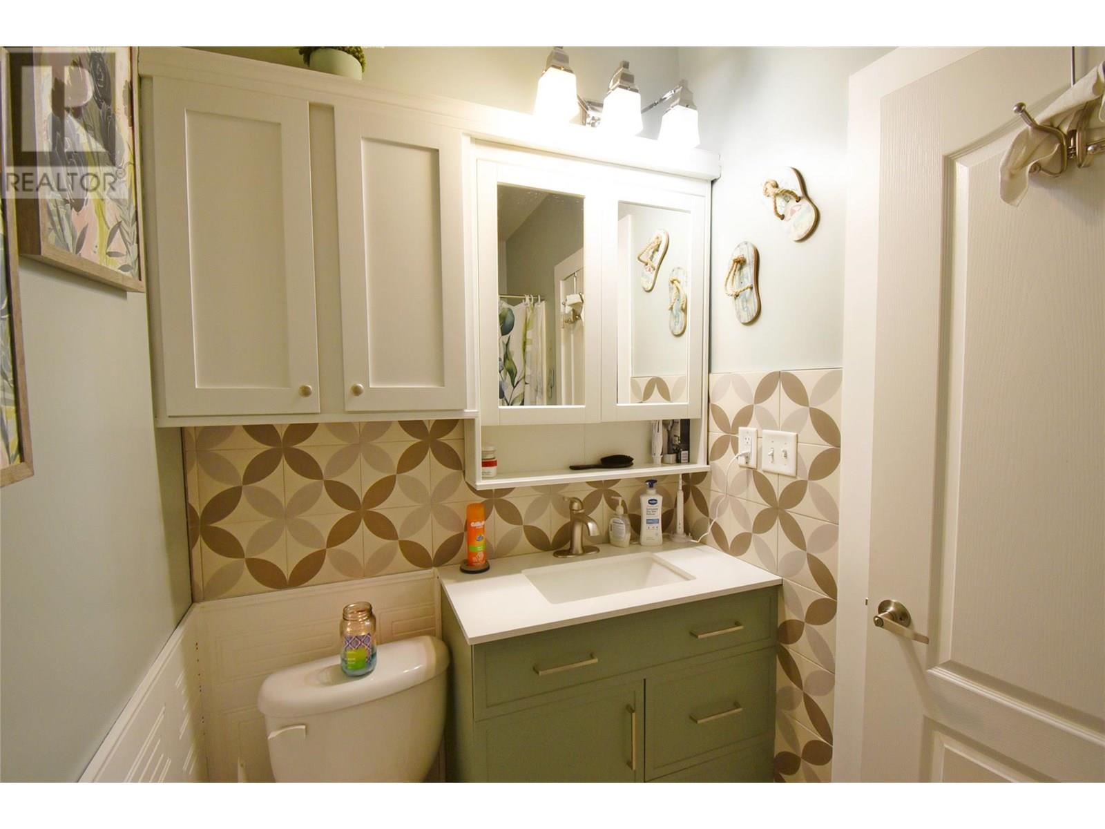 2930 Brown Road Unit# 26. Salmon Arm, British Columbia