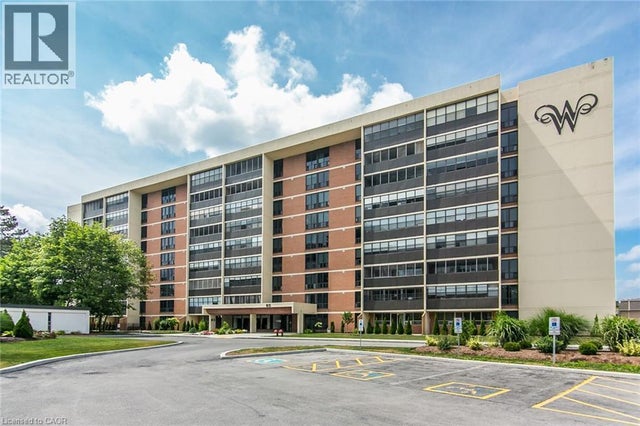 65 Westmount Road N Unit# 808, Waterloo