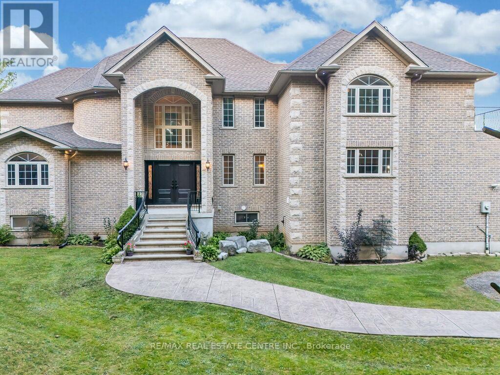 12601 Nassagaweya Puslinch Tline, Milton