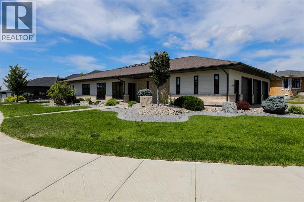 500 Gold Canyon Place S, Lethbridge