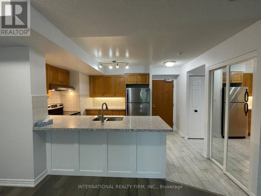 709 - 7 Lorraine Drive, Toronto (willowdale West)