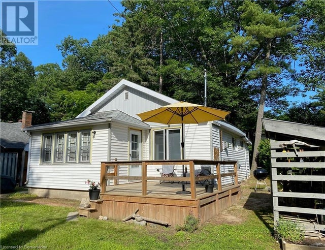 221 Tiny Beaches Road S, Tiny