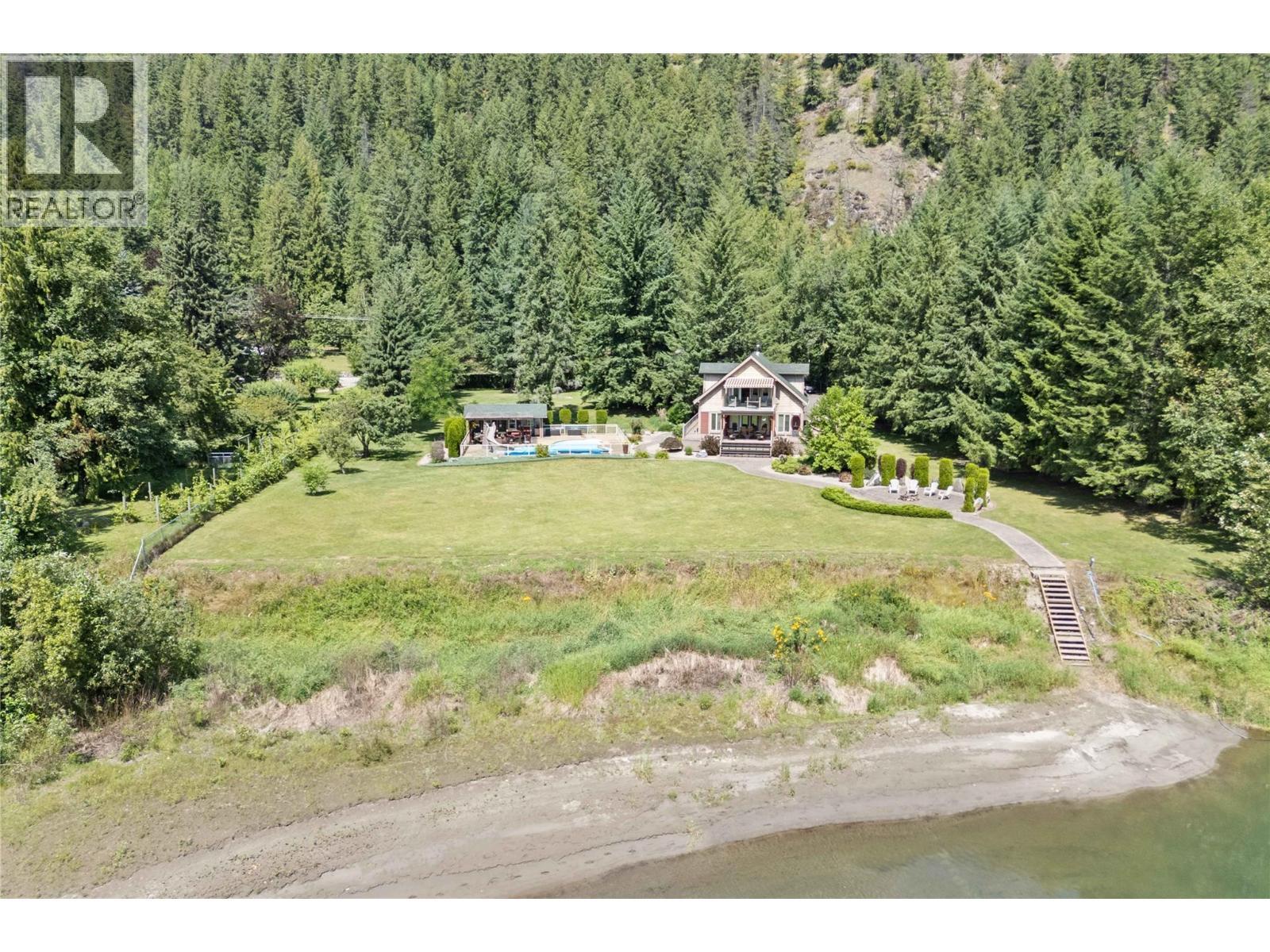 33 Old Town Road. Sicamous, British Columbia