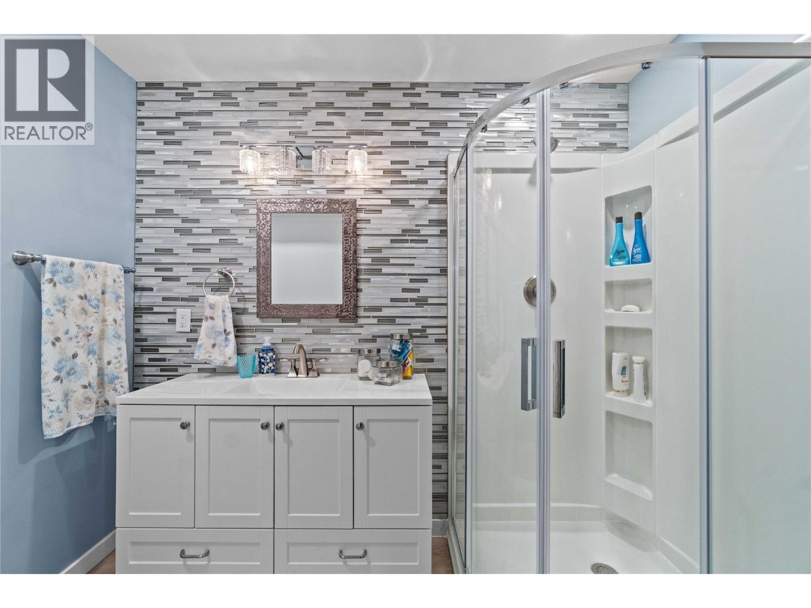 33 Old Town Road. Sicamous, British Columbia