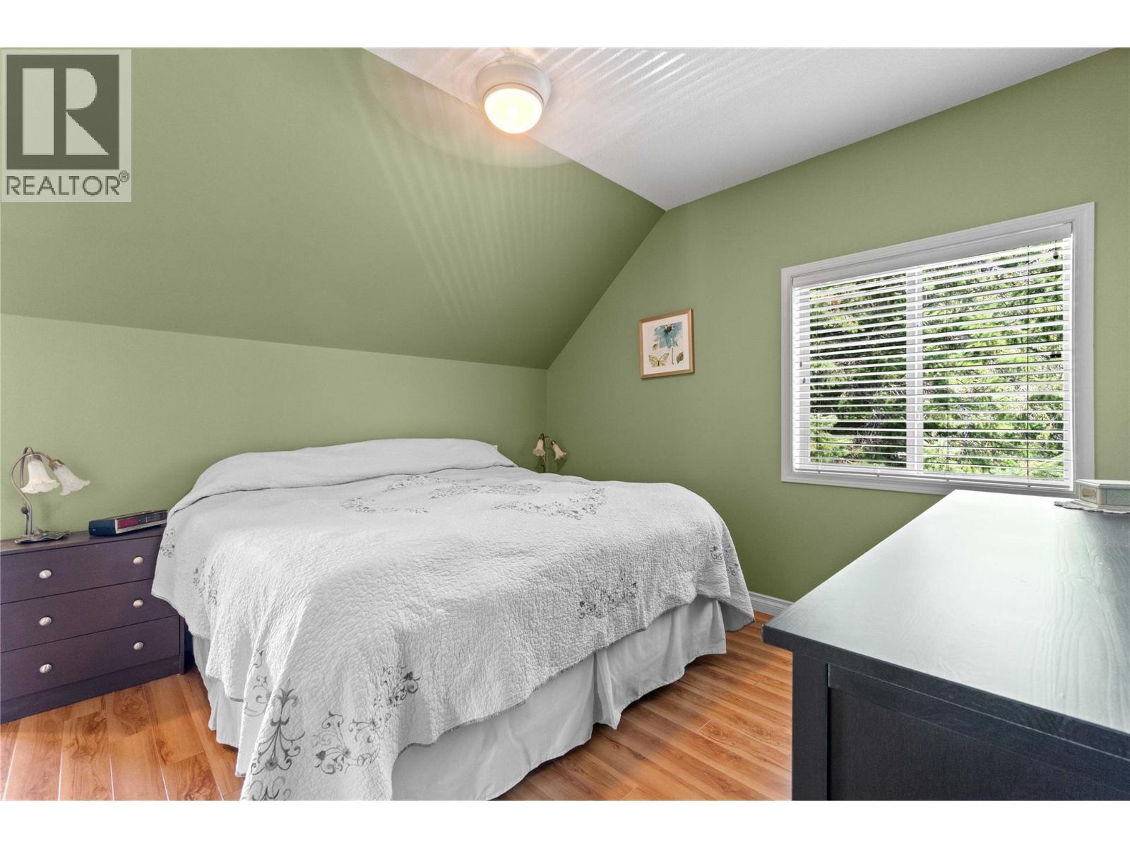 33 Old Town Road. Sicamous, British Columbia