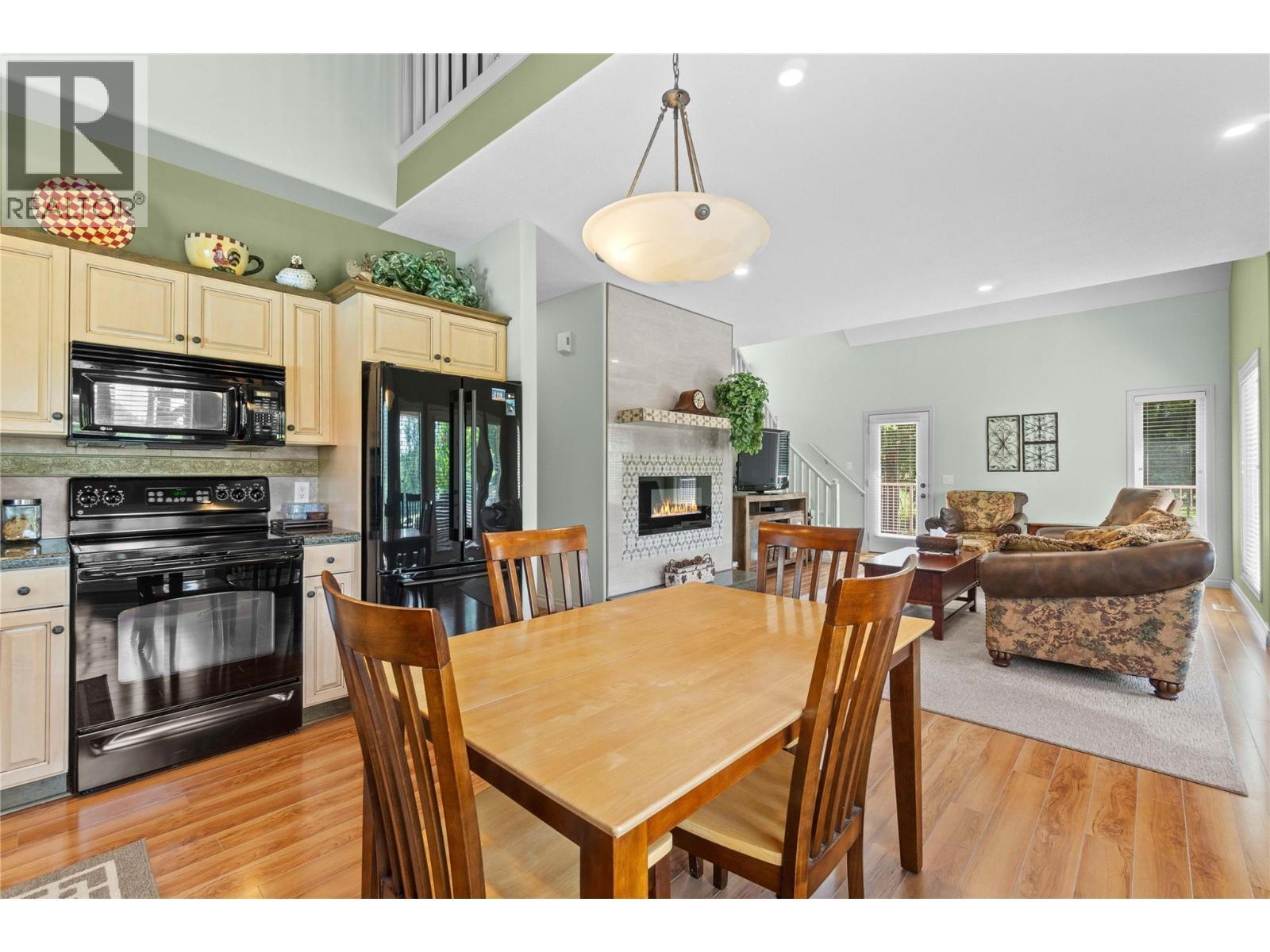 33 Old Town Road. Sicamous, British Columbia