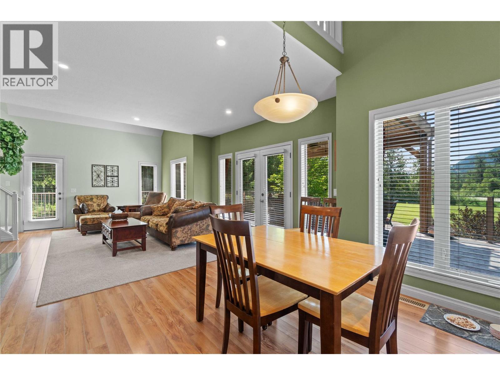 33 Old Town Road. Sicamous, British Columbia