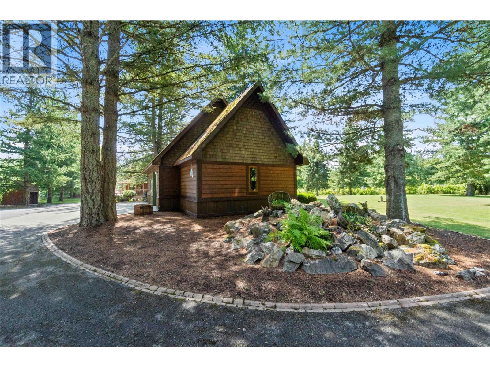 33 Old Town Road. Sicamous, British Columbia