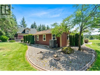 33 Old Town Road. Sicamous, British Columbia