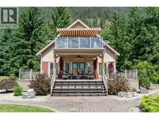 33 Old Town Road. Sicamous, British Columbia