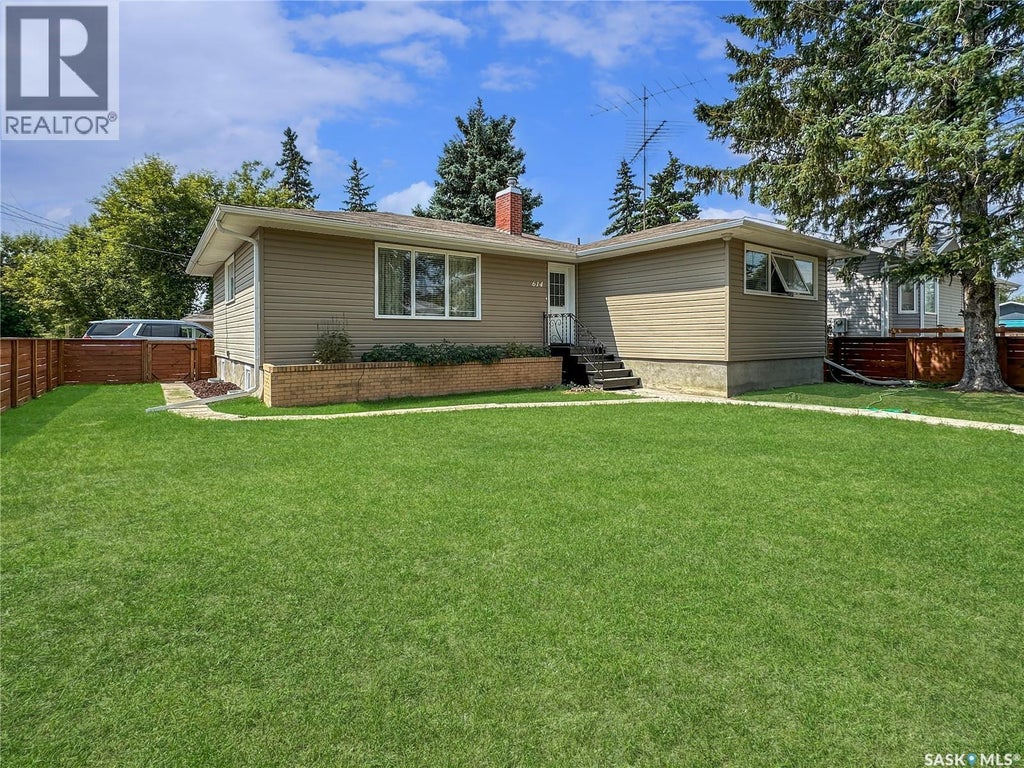 614 Godkin Avenue, Balcarres