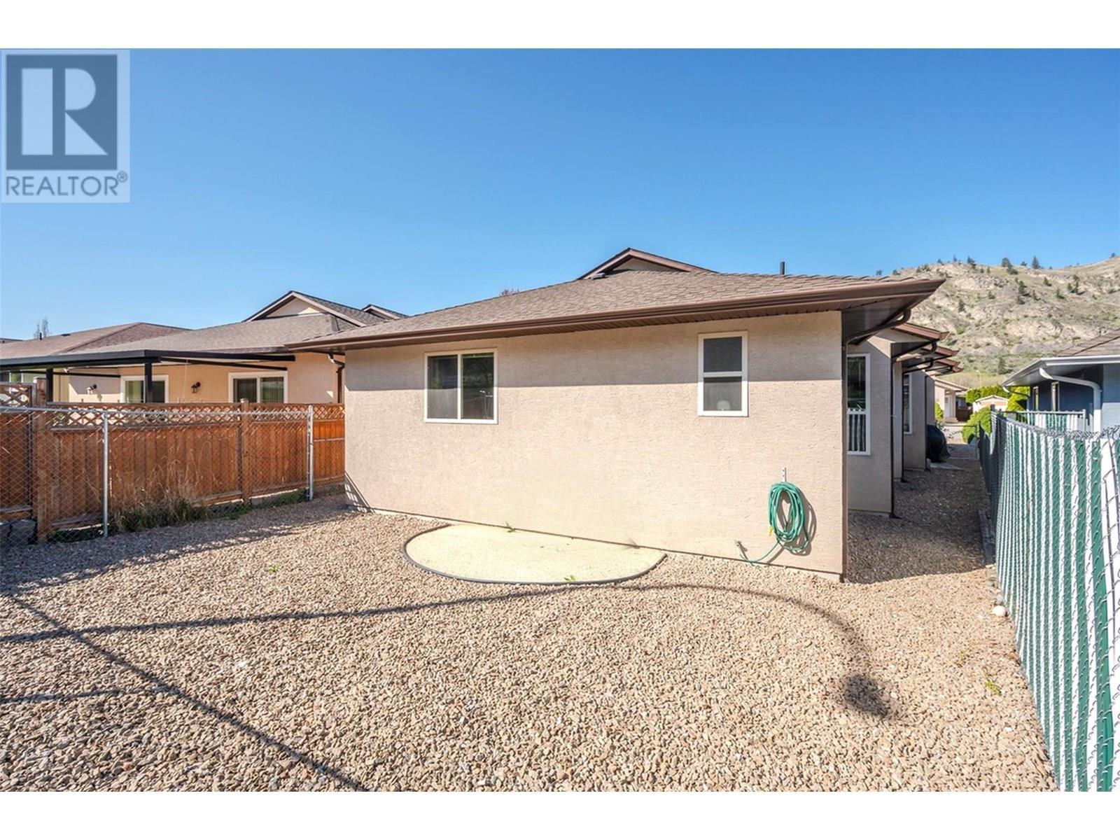 6679 Oxbow Crescent. Oliver, British Columbia