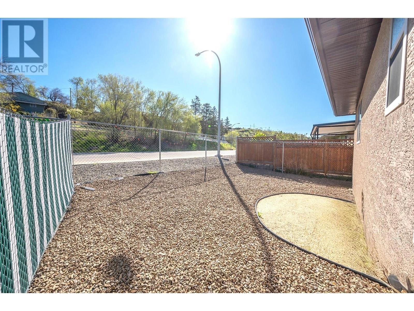 6679 Oxbow Crescent. Oliver, British Columbia