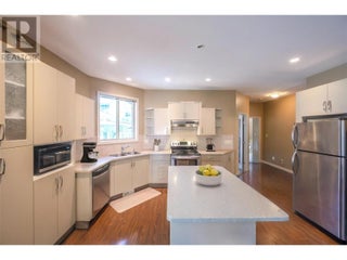 6679 Oxbow Crescent. Oliver, British Columbia