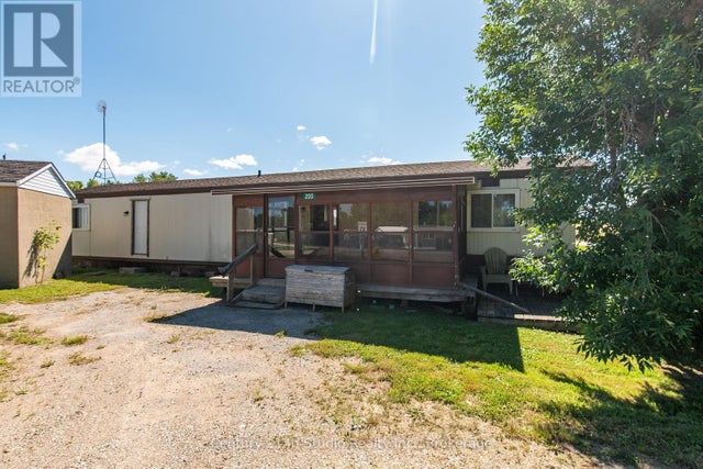 200 Grace Street E, Georgian Bluffs